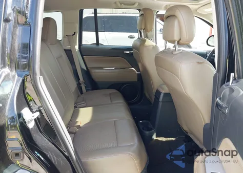 2014 Jeep Compass Latitude z USA, uszkodzony, nr VIN 1C4NJCEA9ED648006